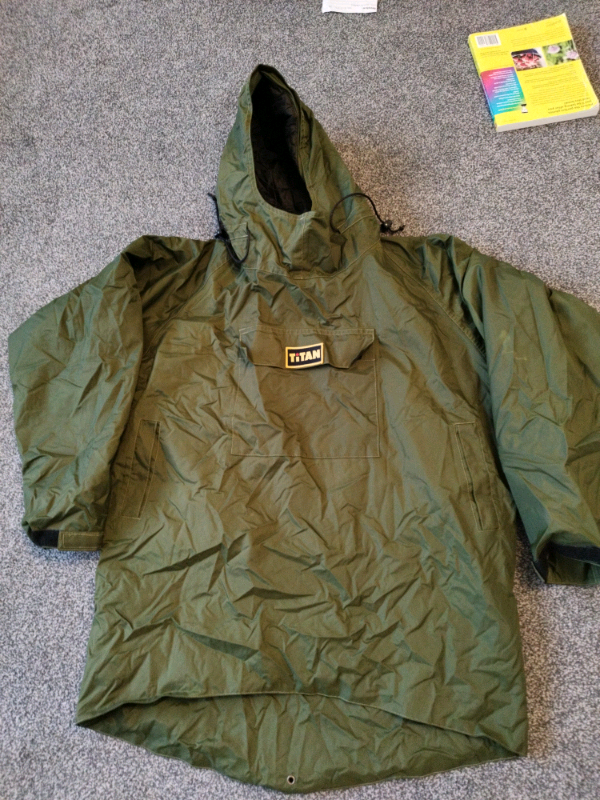 Titan waterproof Fishing smock size 